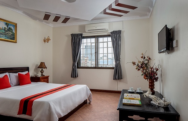 Deluxe Double Room With City View